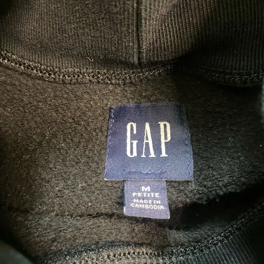 GAP Black 24/7 Split-Hem Vintage Soft Turtleneck Pullover in Size M Petite